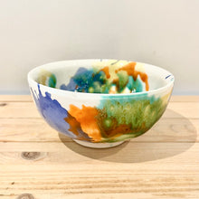 Cargar imagen en el visor de la galería, Cuenco pequeño / Manchas Azul Verde y Naranja