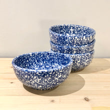 Cargar imagen en el visor de la galería, Cuenco pequeño / Piedra azul