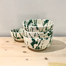 Cargar imagen en el visor de la galería, Cuenco pequeño / Goteado verde