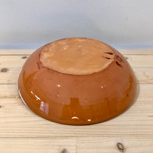 Cargar imagen en el visor de la galería, Ensaladera chica / Mármol amarillo y azul