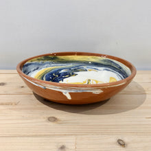 Cargar imagen en el visor de la galería, Ensaladera chica / Mármol amarillo y azul