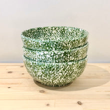 Cargar imagen en el visor de la galería, Cuenco mediano / Piedra verde